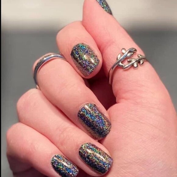 Color Street Nail Strips ~ Soho - ver It - Picture 1 of 5